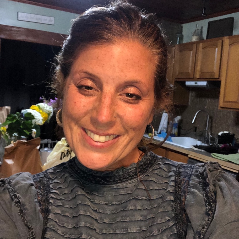 Meet your Posher, Michele